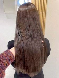 【rizu】髪質改善/酸性ストレート/シルクトリートメント - MOON by KENJE掲載