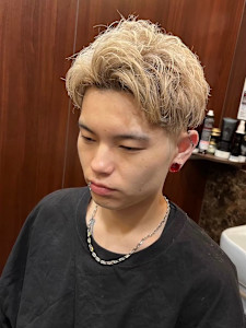 仙台 アップバングショート バーバー - HIRO GINZAヘアサロン仙台名掛丁店掲載