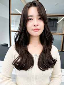 【艶感★シースルーバング】韓国ヘア20代30代ウェーブ巻き髪 - 韓国ヘア STAR TOKYO 渋谷【レイヤーカット/髪質改善/メンズ】掲載