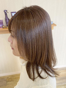 結べる☆顔まわりの動きが綺麗なくびれレイヤー - EMU international 白岡 CUTE店掲載