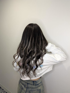 黒✕シルバー王道ギャルSTYLE - Bulansis Hair掲載