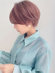 ショートボブ髪型30代40代50代前髪あり前髪無し面長丸顔