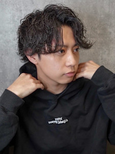 ツイスパセンターパート - ヒロ銀座 バーバーショップ 札幌本店【HIRO GINZA BARBER SHOP】掲載