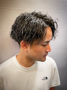 ツイストスパイラルパーマ - ヒロ銀座ヘアーサロン 五反田店掲載