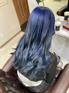 コバルトブルー - GLADGE池袋/ダブルカラー/ブリーチ掲載