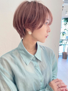 ショートボブ髪型30代40代50代前髪あり前髪無し面長丸顔