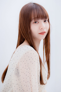 ストレートロング×マロンベージュ - grace hair dressing 鷹匠掲載