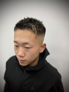 フェザーアップメッシュスタイル - ヒロ銀座BARBER SHOP 名古屋本店掲載