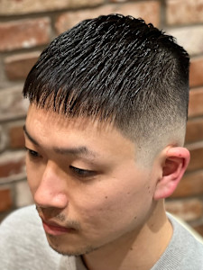 クロップスタイル/梅田/バーバー/スキンフェード - ヒロ銀座 BARBER SHOP 新宿店掲載