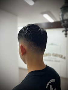 クロップスタイル - ヒロ銀座 BARBER SHOP 新宿店掲載