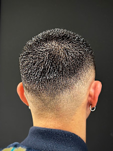 坊主フェード - ヒロ銀座BARBER SHOP 秋葉原店掲載