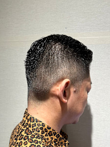 ビジネスフェード - ヒロ銀座BARBER SHOP 秋葉原店掲載