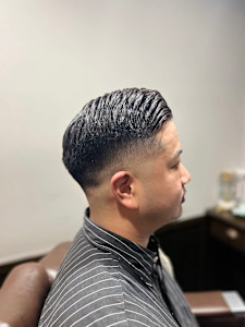 73ビジネススキンフェード - ヒロ銀座BARBER SHOP 秋葉原店掲載