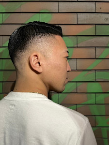 サイドパート×ハイスキンフェード - HIRO GINZA BARBER SHOP 川崎掲載