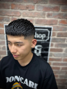 クロップスタイル - HIRO GINZA BARBER SHOP 川崎掲載