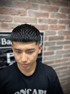 クロップスタイル - HIRO GINZA BARBER SHOP 川崎掲載