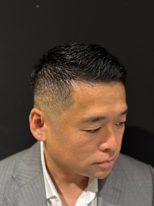 フェザーアップ - ヒロ銀座ヘアーサロン神田店掲載