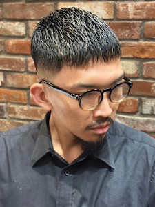 クロップスタイル - ヒロ銀座ヘアーサロン神田店掲載
