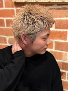 ハイトーンスパイキーショート - ヒロ銀座BARBER SHOP 大宮店掲載