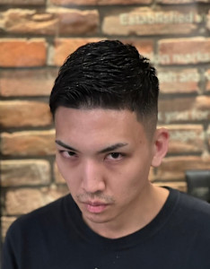 フェザーアップ×ミドルスキンフェード - ヒロ銀座BARBER SHOP 大宮店掲載