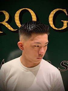 フェザーアップ - ヒロ銀座ヘアーサロン 麻布乃木坂 六本木駅前店掲載