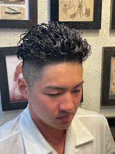 宮城亮太風パーマ×フェード - ヒロ銀座ヘアーサロン 麻布乃木坂 六本木駅前店掲載