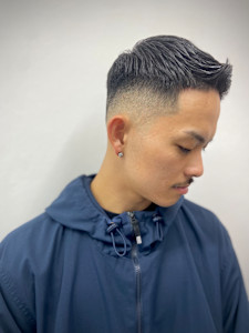 フェザーアップ×スキンフェード - HIRO GINZA BARBER SHOP 横浜掲載