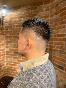 フェードベリーショート - HIRO GINZA BARBERSHOP 飯田橋神楽坂店掲載
