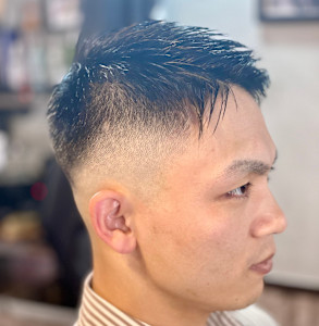 【ナチュラル束感 × フェード】品良くキマる爽やかショ➖ト - Smile hair 豊田店掲載