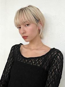 ハイトーンショートヘア - NYNY イオンスタイル東淀川店掲載