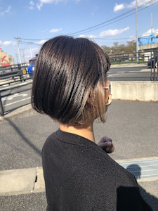 ボブ×インナーカラー/シルキーベージュ - amuser ravie掲載