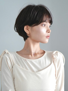 前下がりショート・ボブ/絶壁解消/前髪あり/40代/30代 - INCEPTION  GINZA 銀座掲載