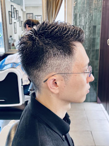【20代男性】ロンドンアップバングショート（大宮/バーバー） - Graceful Barber London掲載
