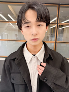 爽やかメンズ☆ビジネスショートマッシュ黒髪透明感カラー - 韓国ヘア STAR TOKYO 渋谷【レイヤーカット/髪質改善/メンズ】掲載
