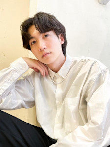 【daichi】#センターパート#毛流れパーマ#メンズカット - MOON by KENJE掲載