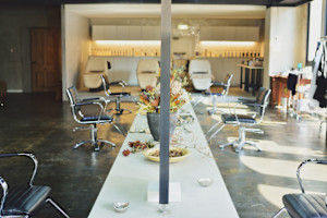 kaiko hair&art studio(カイコヘアーアンドアートスタジオ)