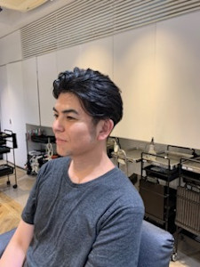 クセを活かしたナチュラルショート - ZA/ZA 神楽坂掲載