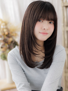 艶感ストレートロングレイヤーくすみカラー　くすみベージュ - COVER HAIR bliss【カバーヘア ブリス】大宮/大宮西口店掲載