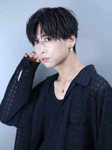 パート分けコンマバング - LIPPS hair 梅田【リップスヘアー】掲載