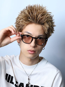 ハイトーンスパイキーショート - LIPPS hair 梅田 annex【リップスヘアー】掲載