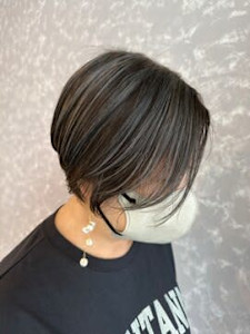 olga 姪浜×スタイル - olga 姪浜【髪質改善/白髪ぼかし/デザインカラー/エクステ】掲載