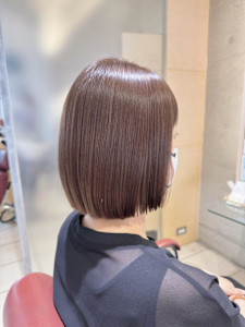 今っぽ大人可愛い！ヘイリーボブ - EMU international 春日部本店掲載