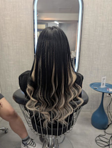 プリン気にならない！？アンブレラスタイル - Bulansis Hair掲載