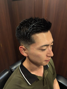 ローフェードフェザーアップ - ヒロ銀座ヘアーサロン銀座一丁目店掲載