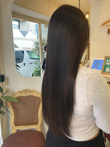 髪質改善トリートメントロングヘアーレイヤーグレージュブラウン - CHAINON掲載