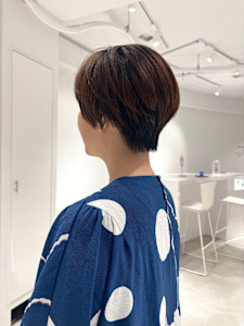 くびれショートカット - CIRCLES hair design 薬院浄水通り店掲載