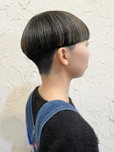 【Flor】*ツーブロック×マッシュ＋ハイライトマット - Flor 上大岡掲載