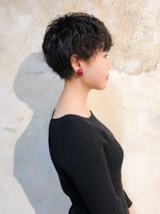 【Flor】*くせ毛活かし+外国人風ショート* - Flor 上大岡掲載