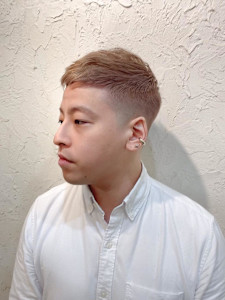 【151e　】*フェードスタイル+ホワイトブロンド* - Flor 上大岡掲載