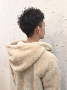 【Flor】*ショートレイヤー+ソフトツーブロック* - Flor 上大岡掲載